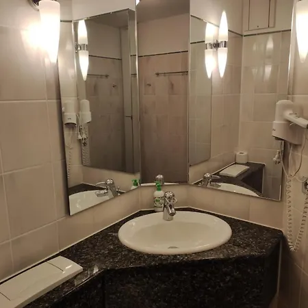 Seeadler Mit Balkon Апартаменты Dewichow