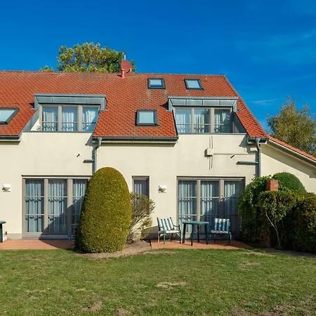 Seeadler Mit Balkon Апартаменты Dewichow